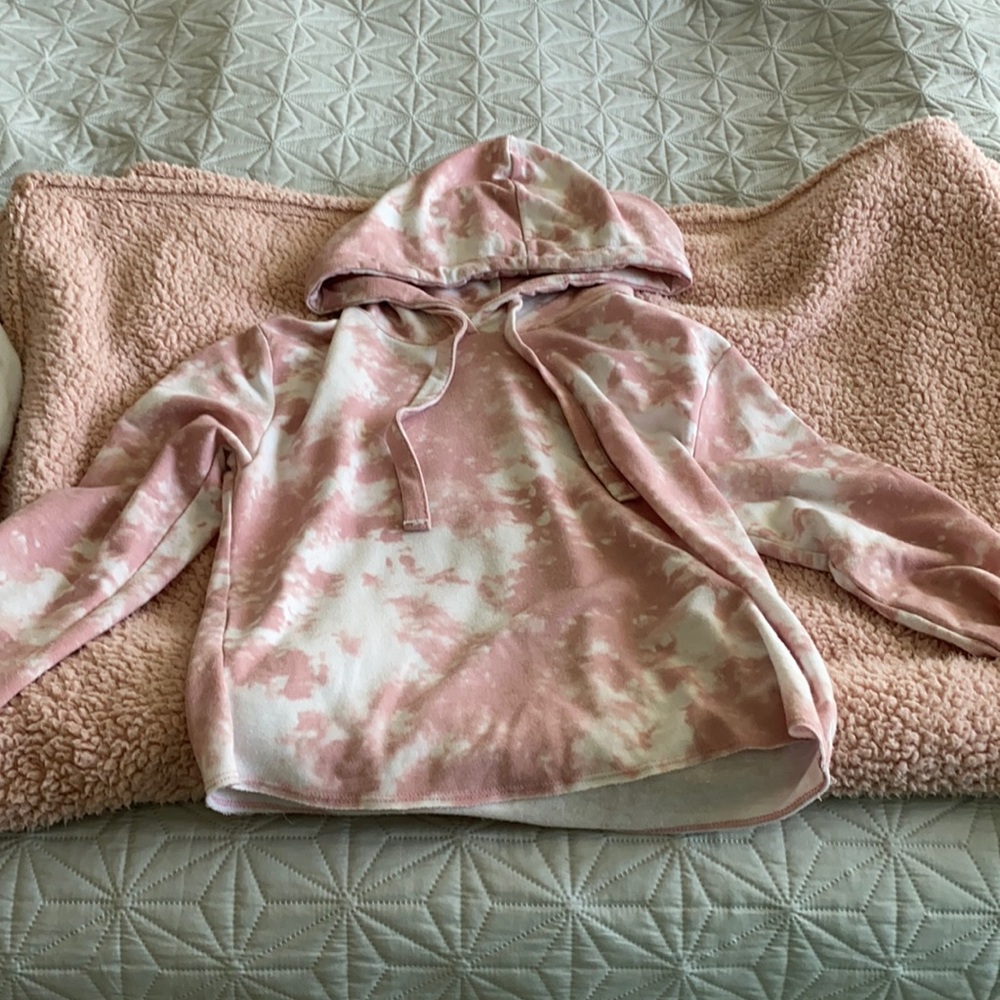tie dye hoddie